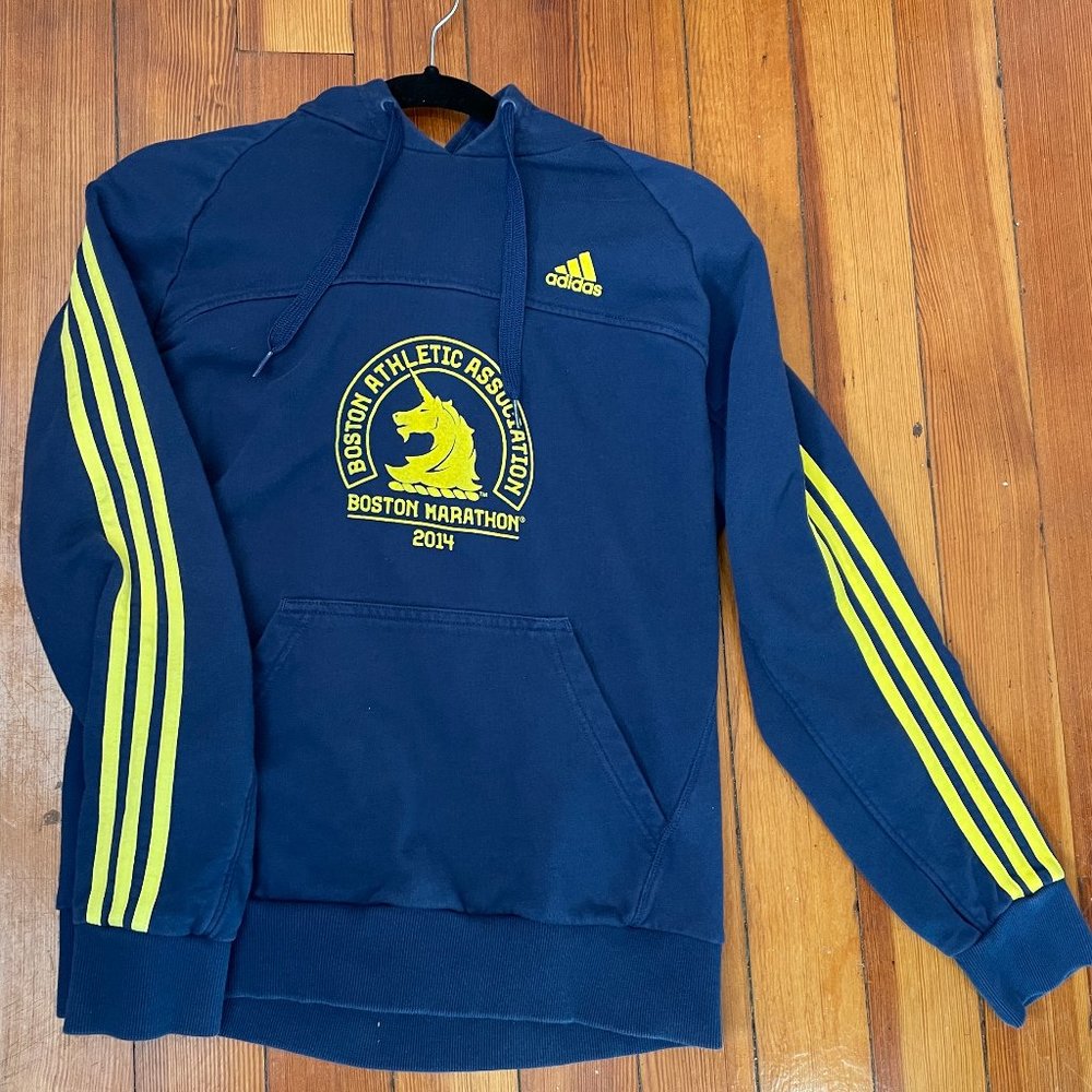 Addidas 2014 Boston Marathon hooded sweatshirt - Men's Medium
